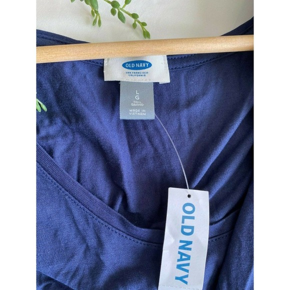NWT Old Navy Short Sleeve Top Relax Curve Hem Lost at Sea Navy Size Large - Picture 5 of 6